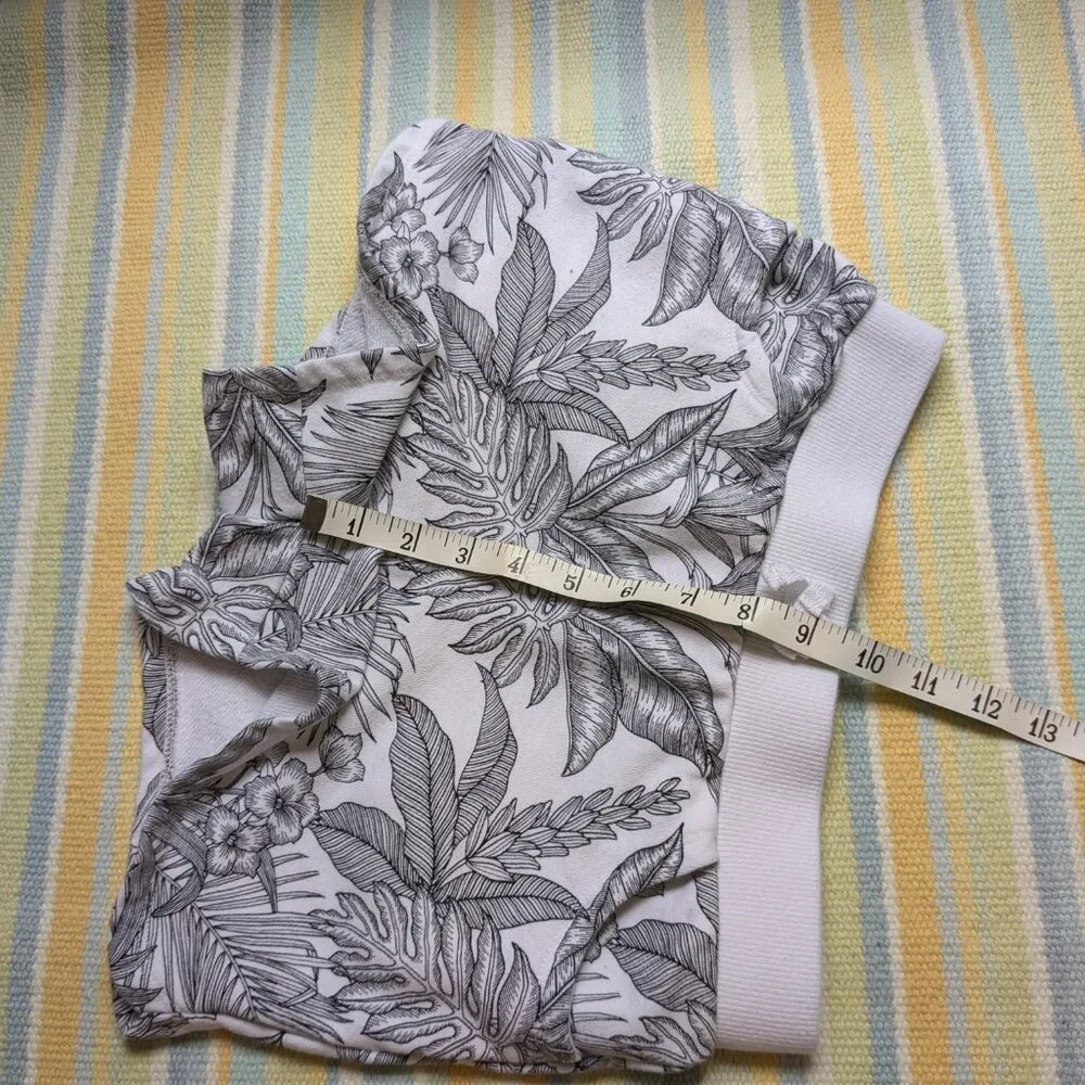 ⭐ Girl's Janie & Jack Terry shorts size 10